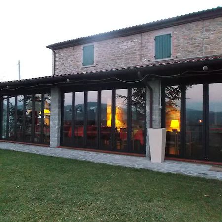 Отель La Cerreta Rocca San Casciano Экстерьер фото